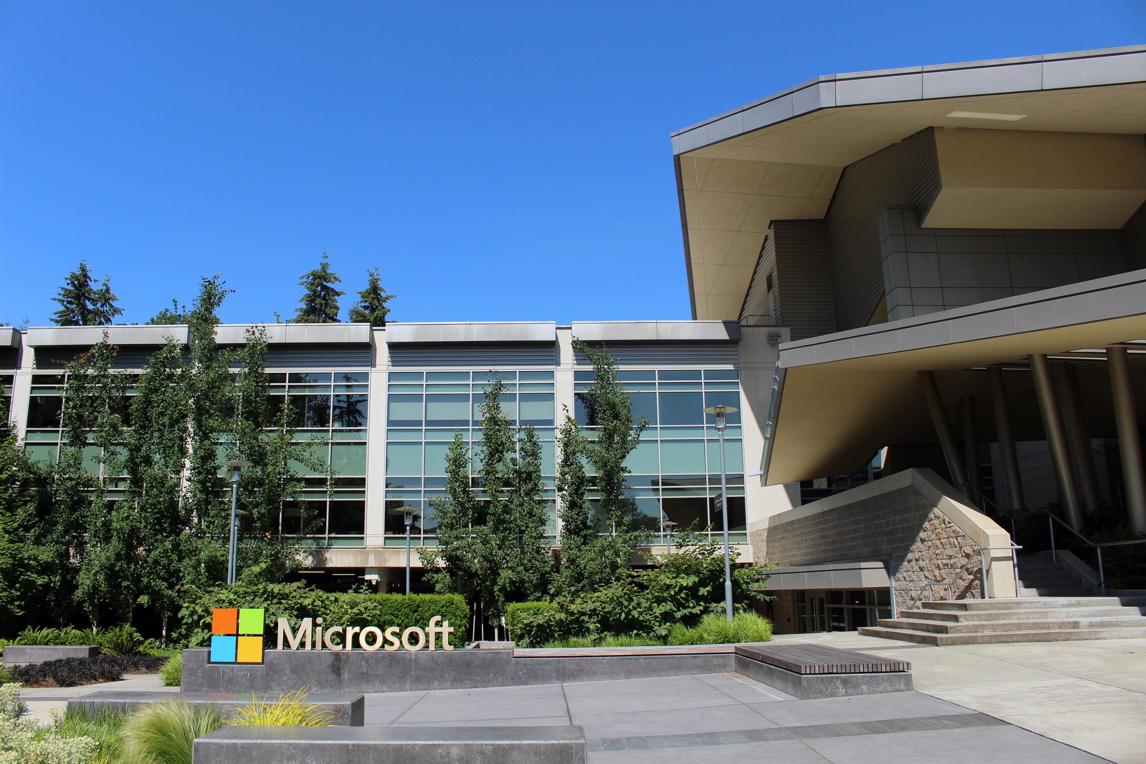Microsoft удалила 73 своих проекта на GitHub из-за атаки хакеров, после чего у разработчиков по всему миру перестала работать автоматизация